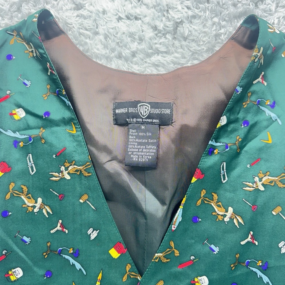 Vintage Warner Bros Studio Store Wile E Coyote Silk Vest Mens Medium 1995 Flawed - Picture 2 of 15